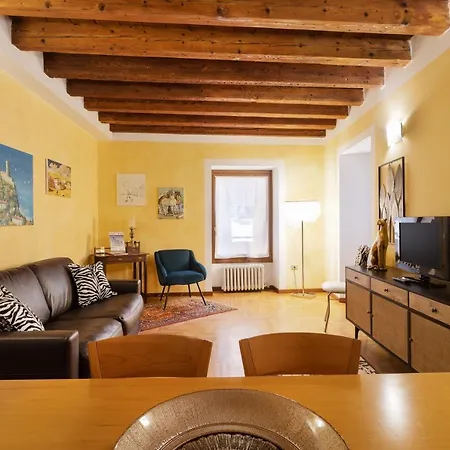 Guesthost - Citta Antica Charming Flat Lejlighed *