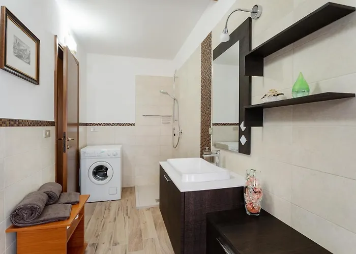 Guesthost - Citta Antica Charming Flat Βερόνα