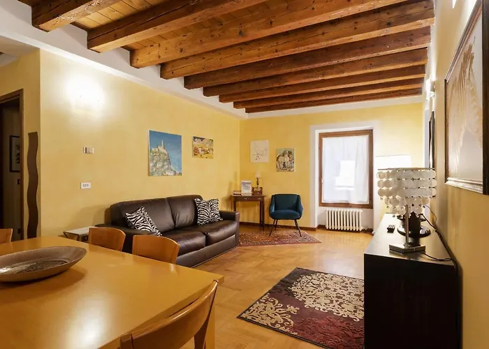 Guesthost - Citta Antica Charming Flat * Verona