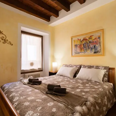 Guesthost - Citta Antica Charming Flat Appartement