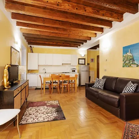 Apartment Guesthost - Citta Antica Charming Flat