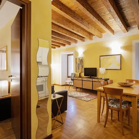 Appartamento Guesthost - Citta Antica Charming Flat *